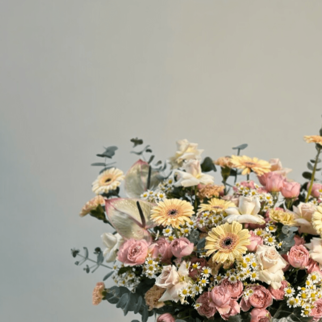 JENEEN FLOWERS FLOWERS VASE ANTHURIUM VASE