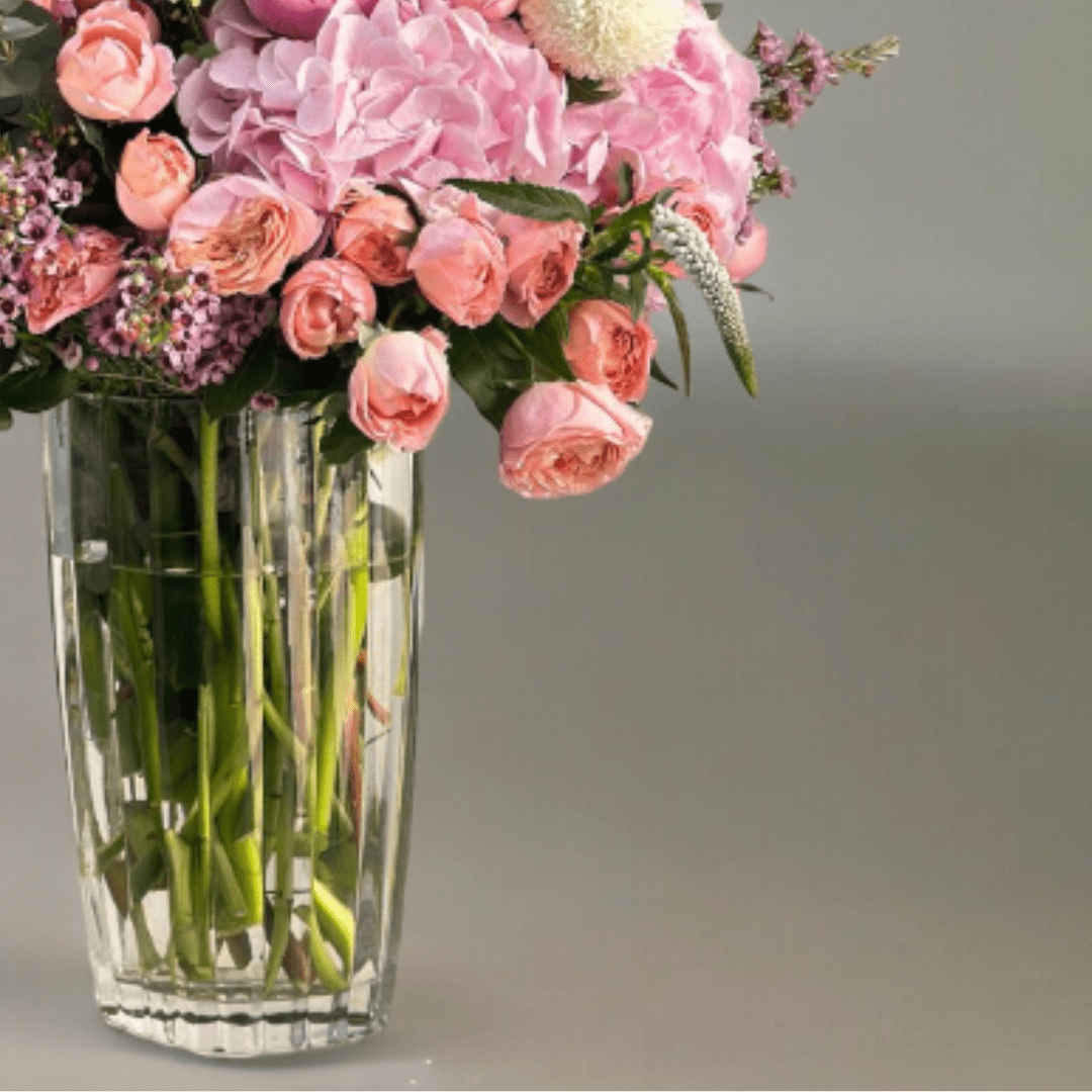 JENEEN FLOWERS FLOWERS VASE HYDRANGEA BLOSSOM