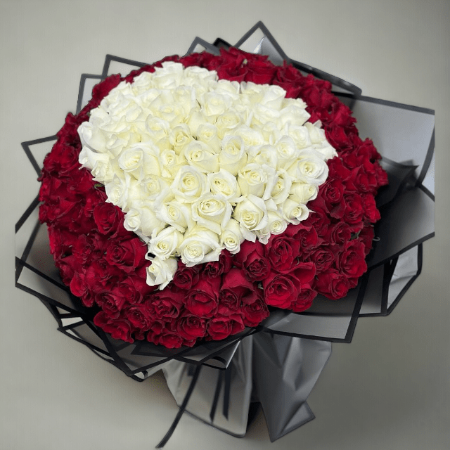 JENEEN FLOWERS RED FLOWERS WHITE HEART